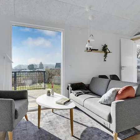 Hytte 8 Sjolund